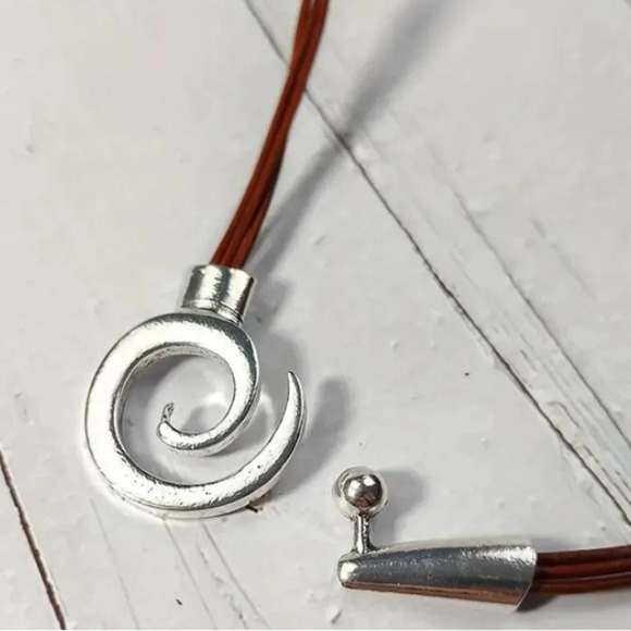 Swirl Vintage Statement Pendant Choker Necklace, Bohemian, Boho, Tribal - Picture 5 of 7